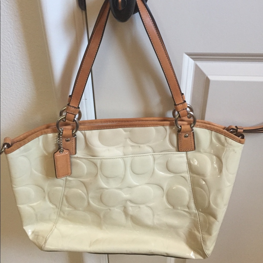 Coach shoulder bag